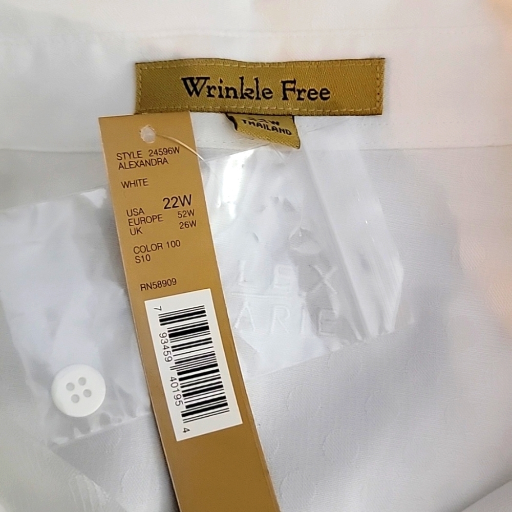 Alex Marie White Polka-dot Wrinkle Free Long Sleeve - Picture 4 of 4